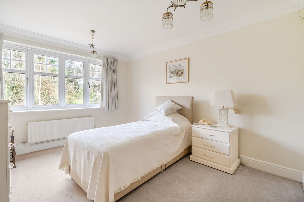 Additional image 6 of 3 bed flat for saleHeritage Gate, Gerrards Cross SL9