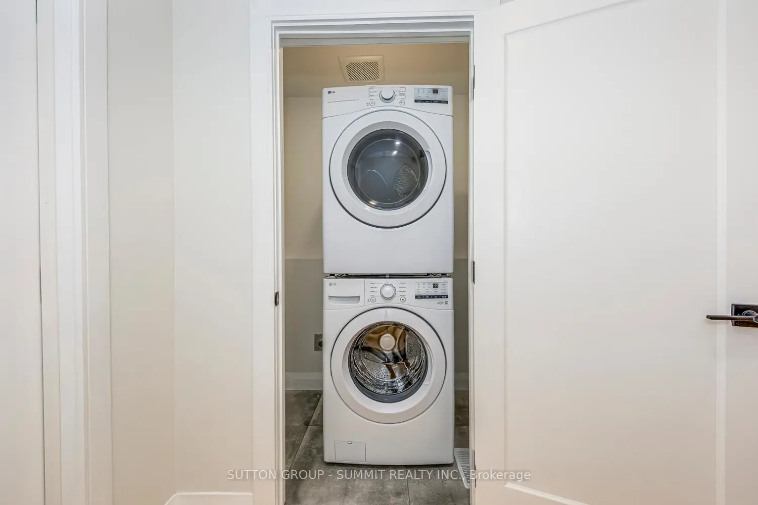 Additional image 11 of 103 Kalmar Avenue
