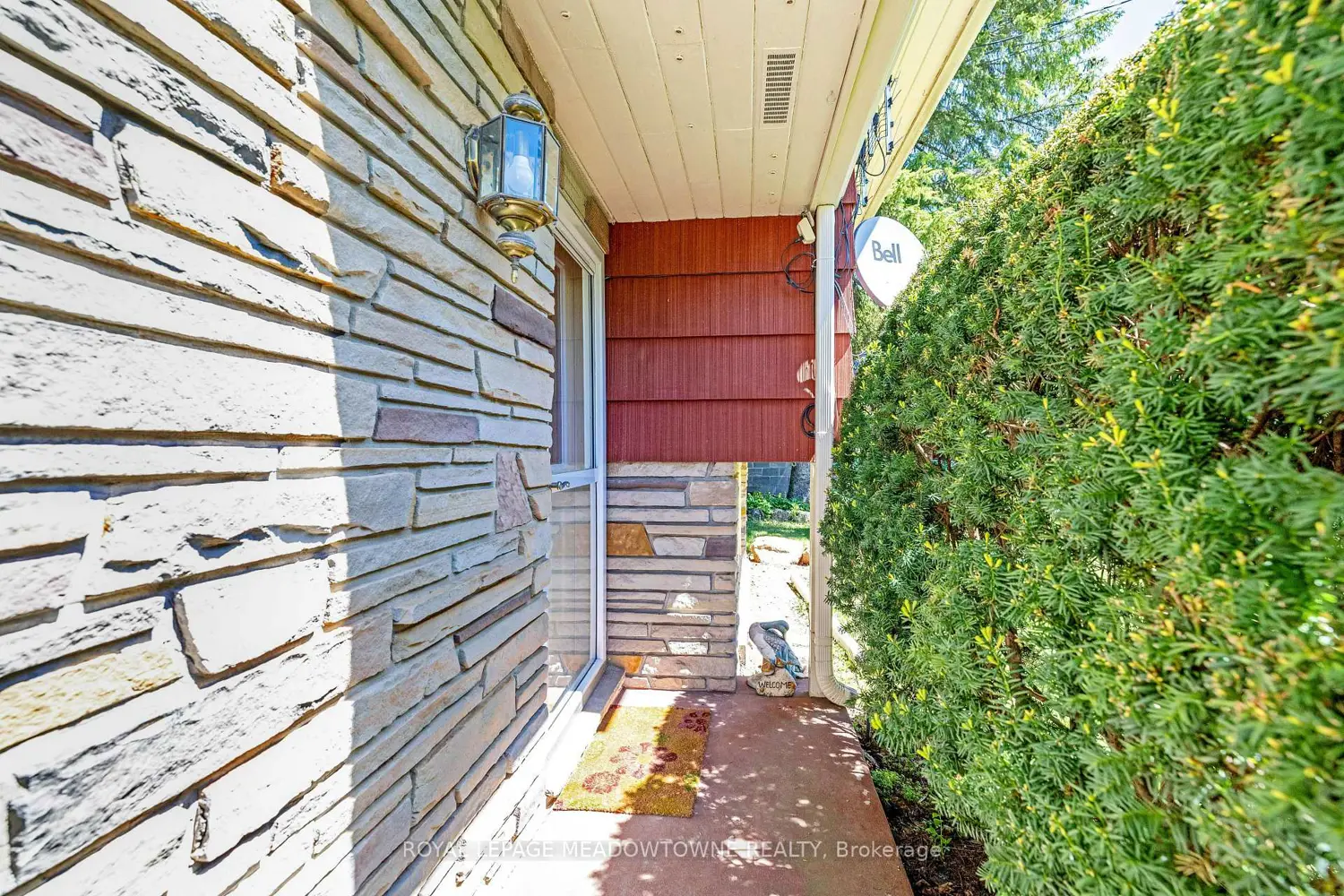 14572 Winston Churchill Boulevard photo 2