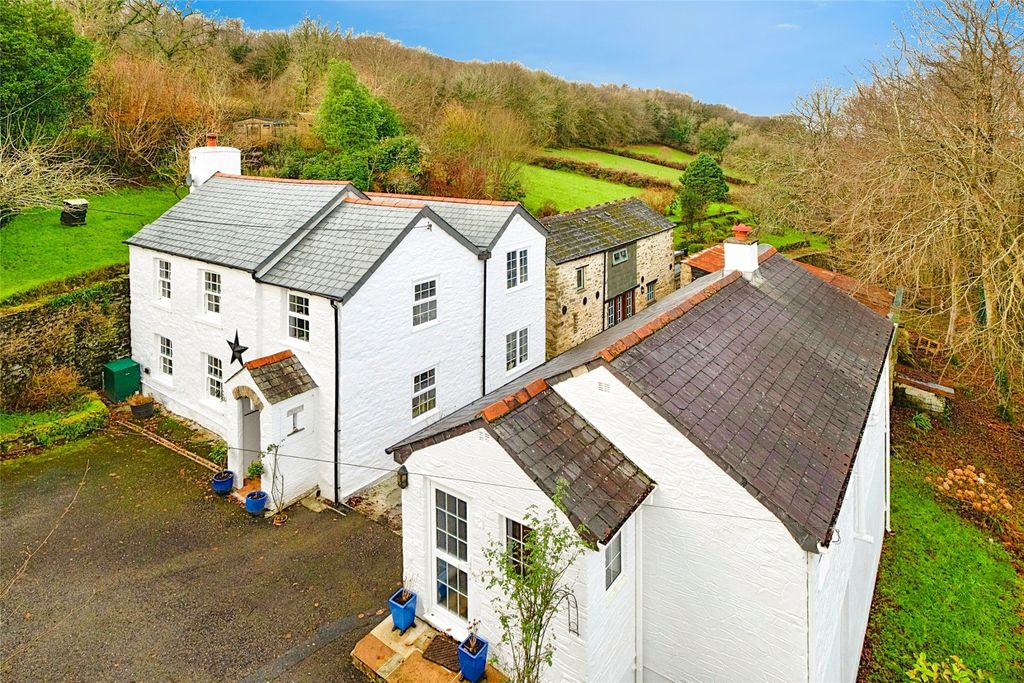 6 bed detached house for saleChilsworthy Beam, Gunnislake, Cornwall PL18