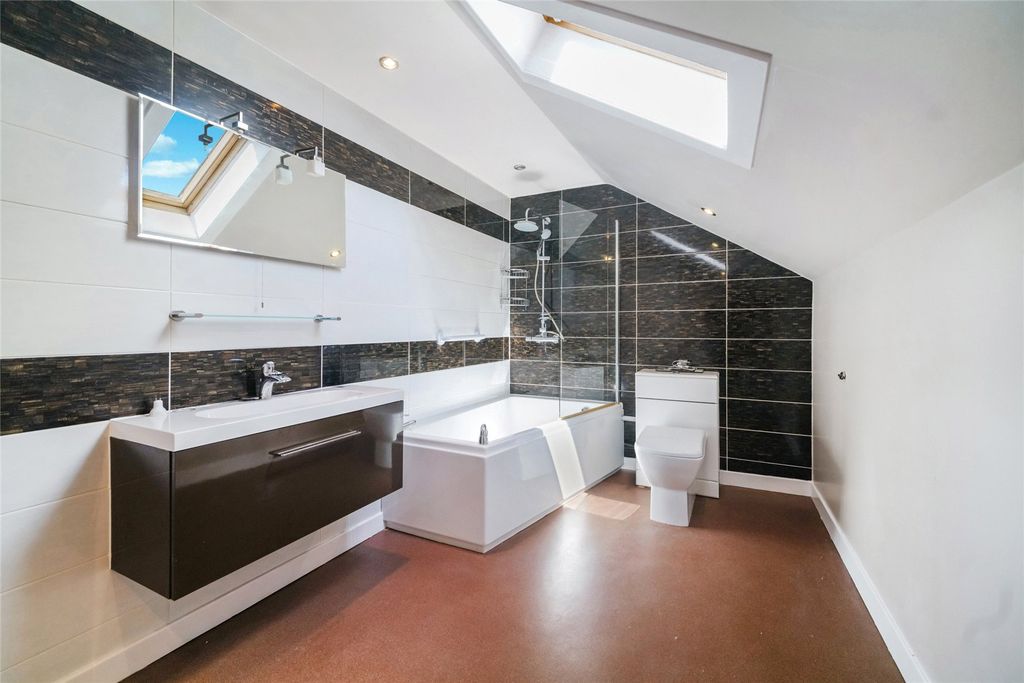 Additional image 11 of 2 bed end terrace house for saleMadeira Street, Greenock, Inverclyde PA16