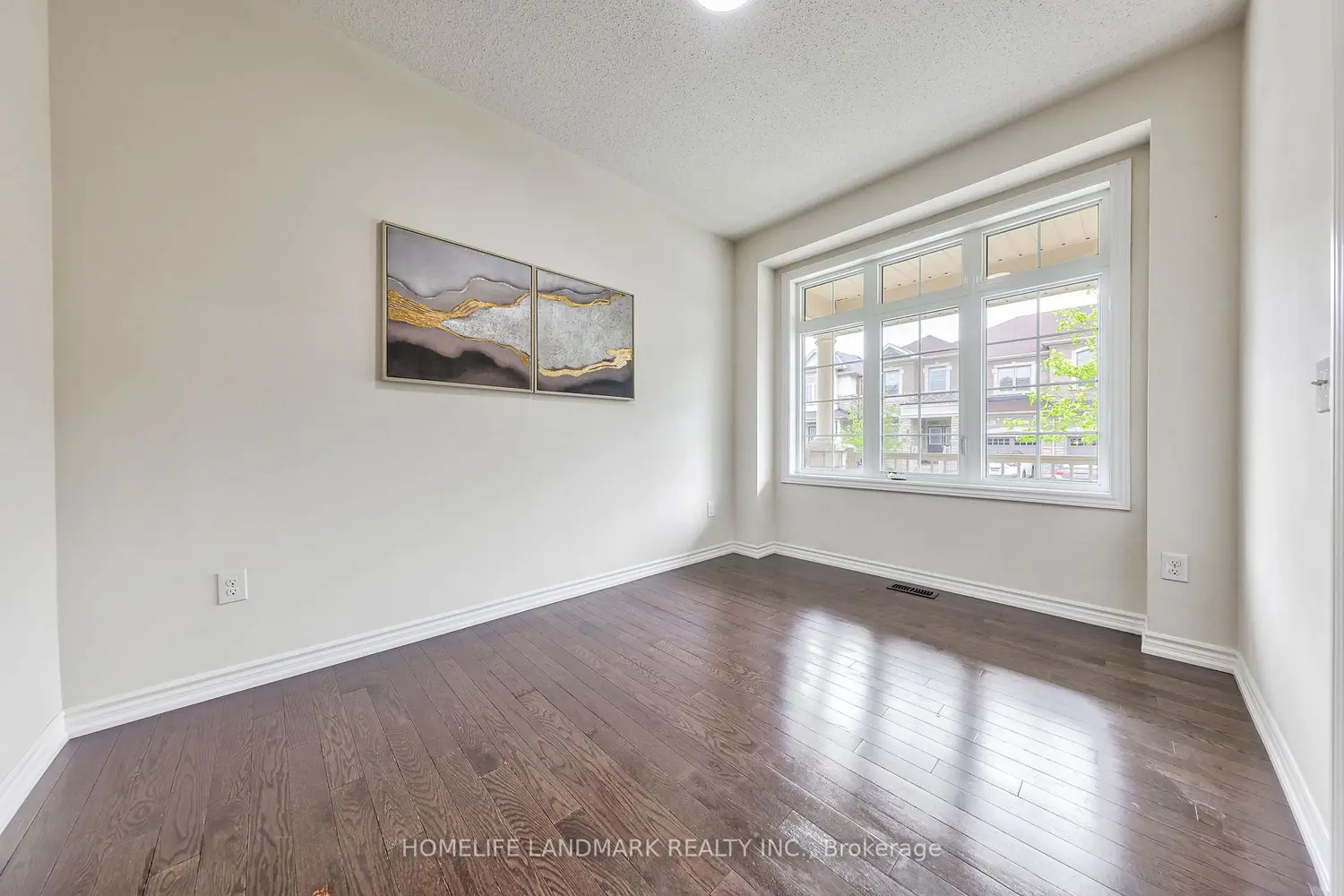 99 Colville Place photo 5