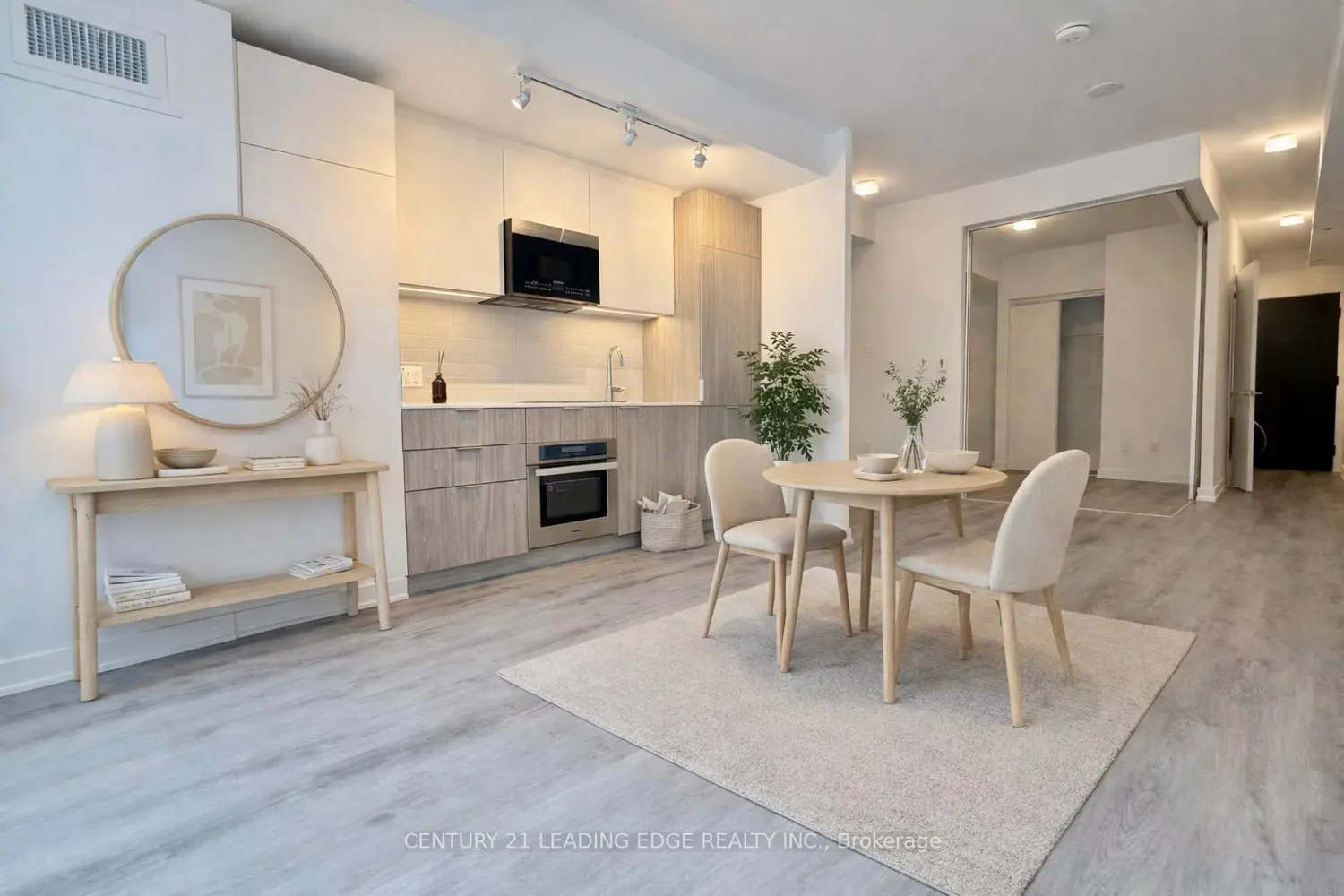 28 Eastern Avenue 304