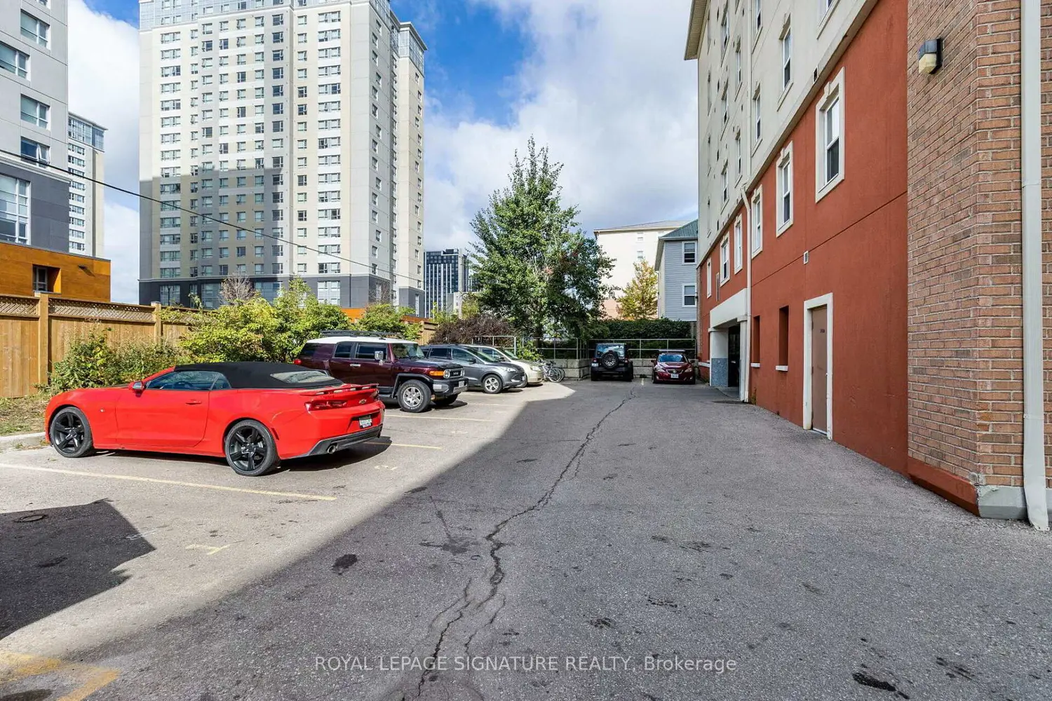 Additional image 20 of 253 Lester Street 203