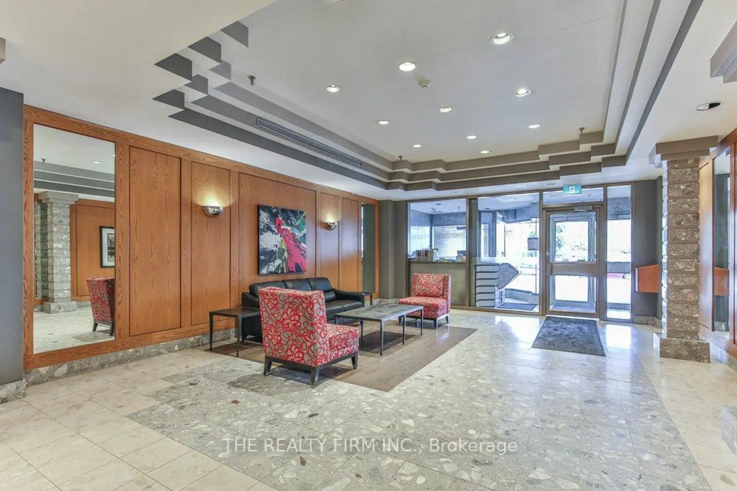 695 Richmond Street 707 photo 2