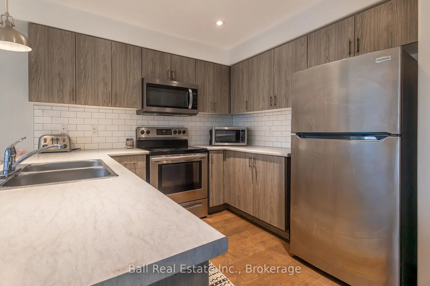 1620 Hetherington Drive photo 5