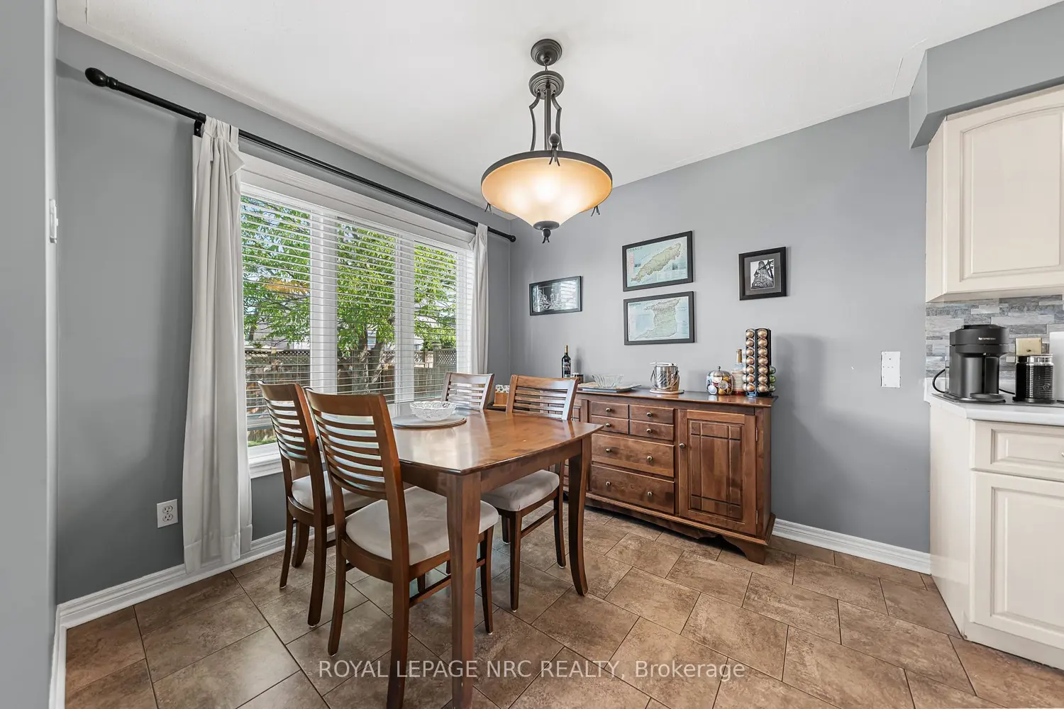 1052 Vansickle Road photo 3