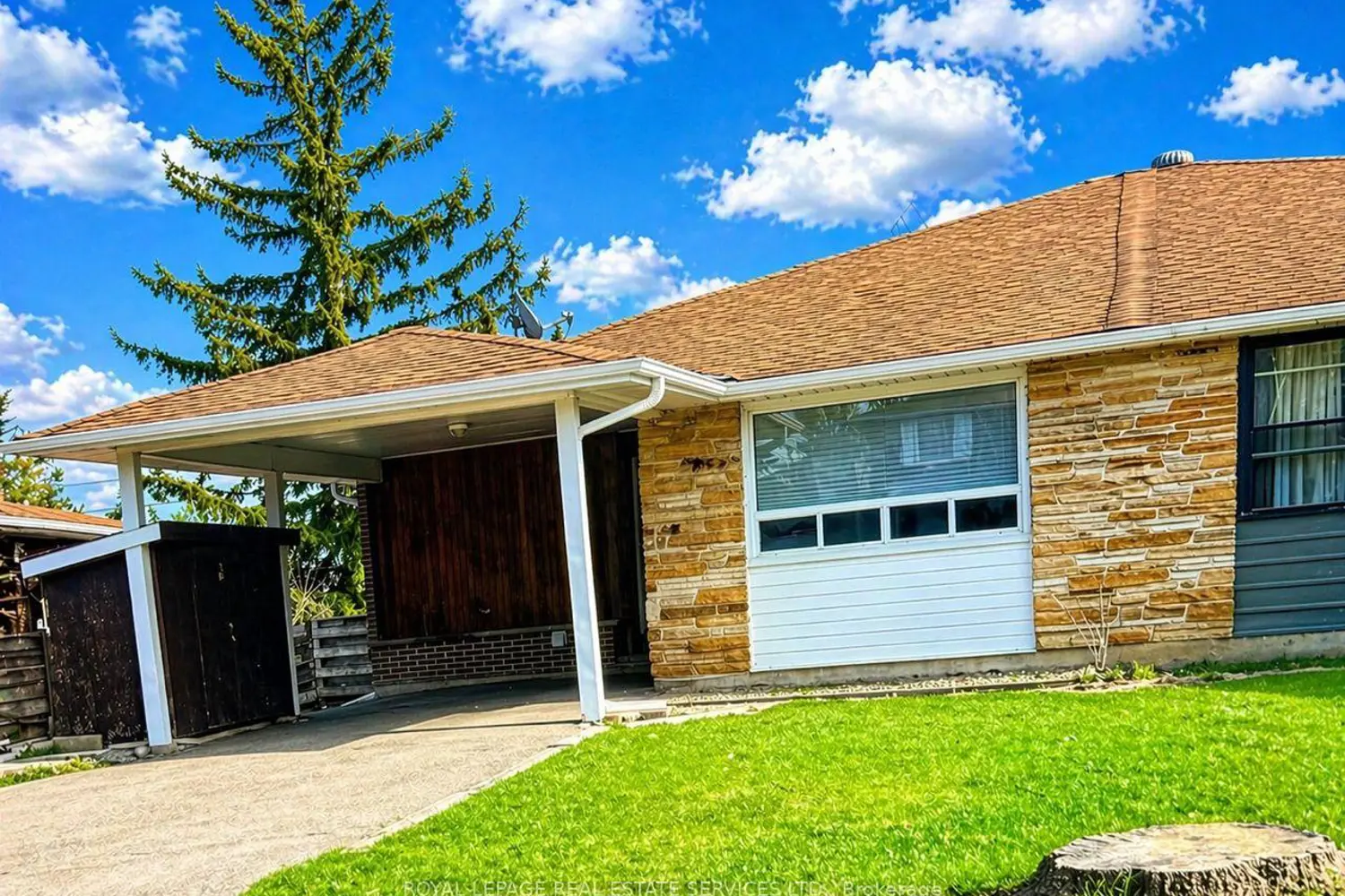 31 Daphne Crescent