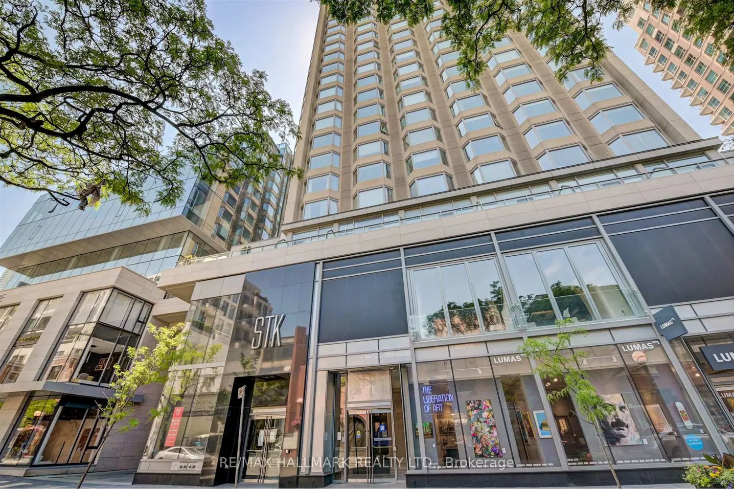 155 Yorkville Avenue 1412