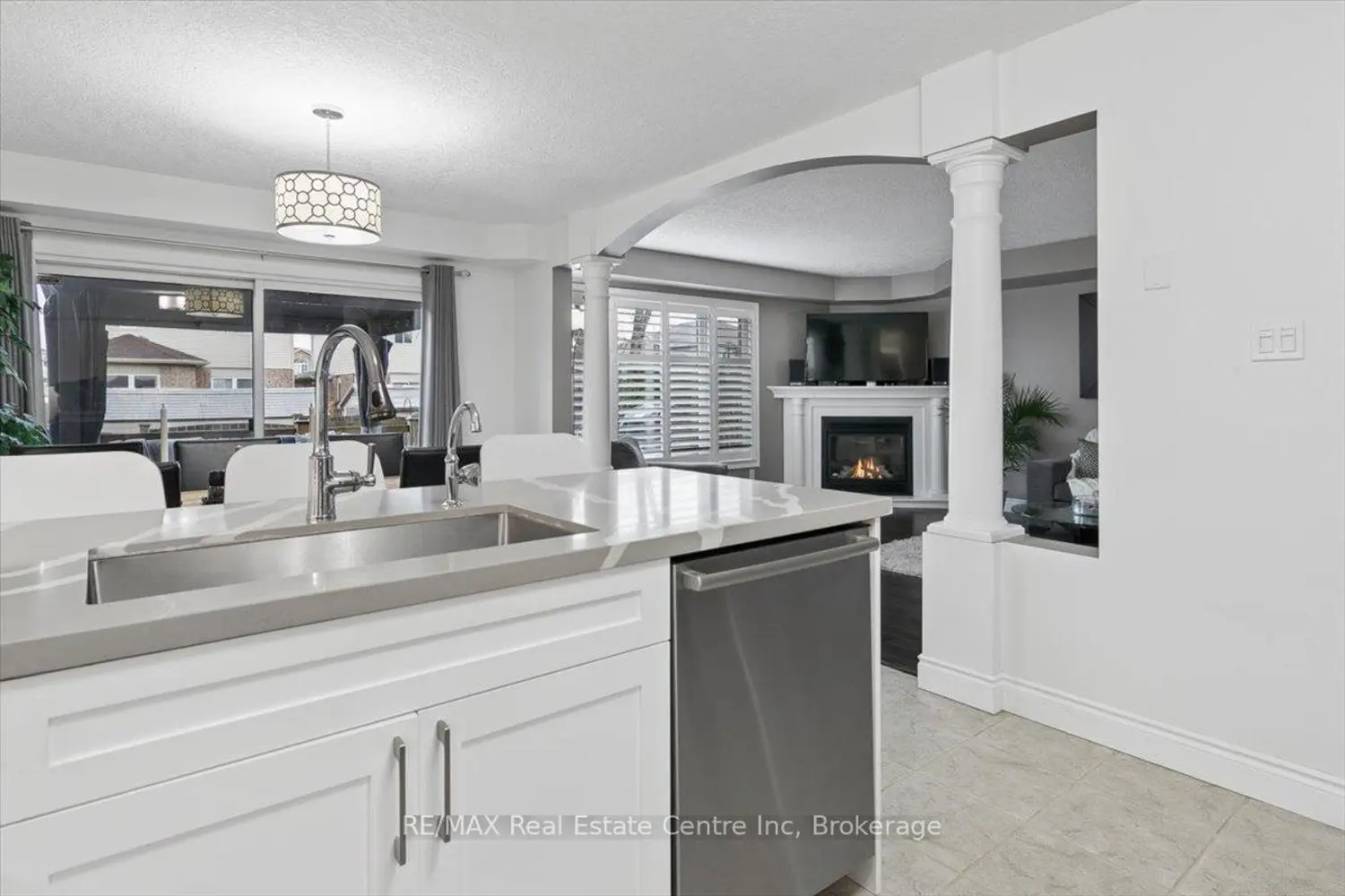 4 Marsh Crescent photo 4