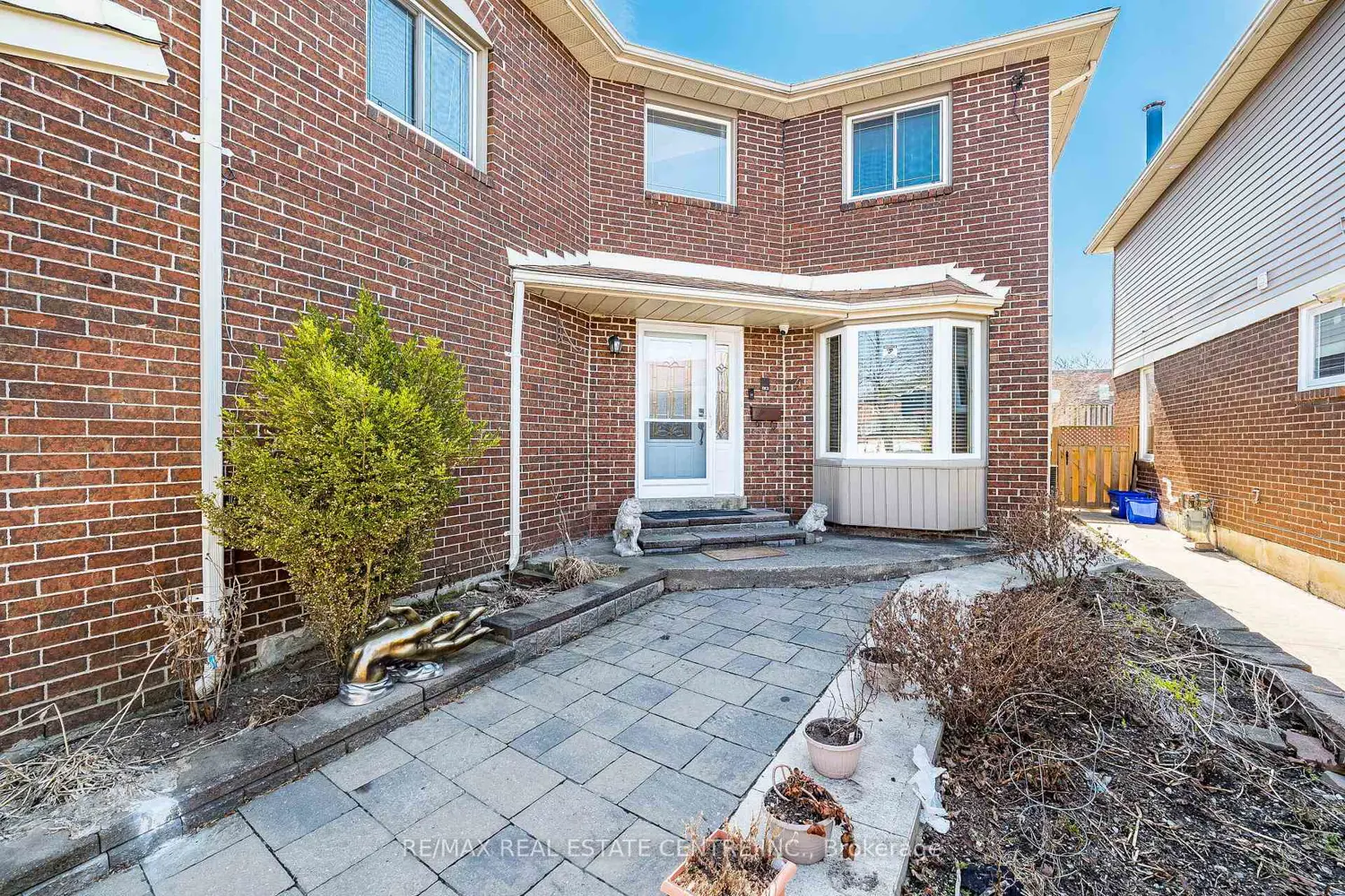 4 Howell Street photo 3