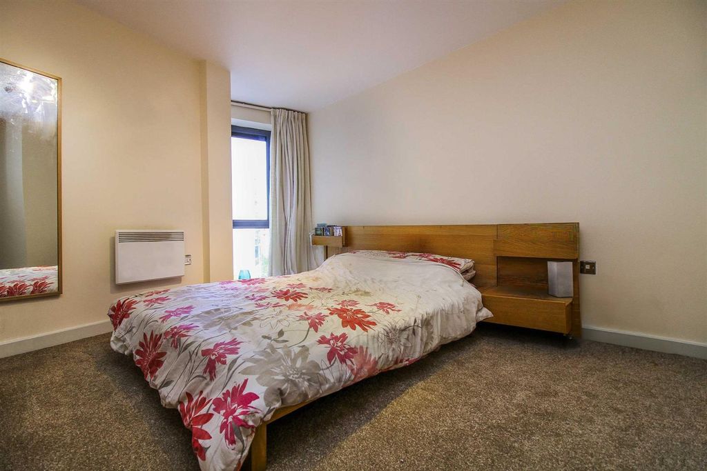 Additional image 5 of 2 bed flat for saleBaltic Quay, Mill Road, Gateshead NE8