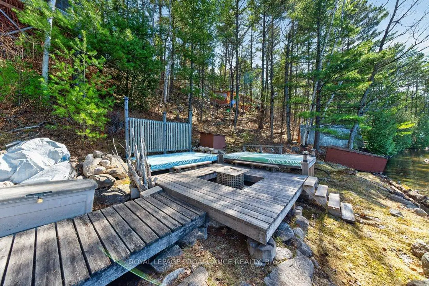 1038A Brown's Lane