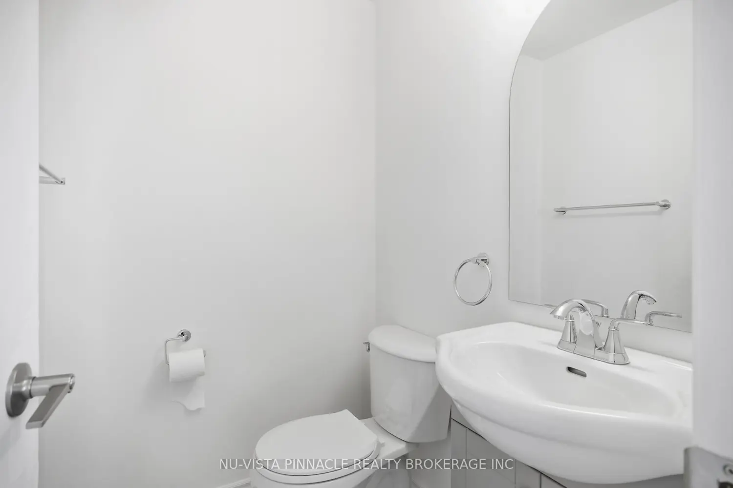 42 Milford Crescent photo 5