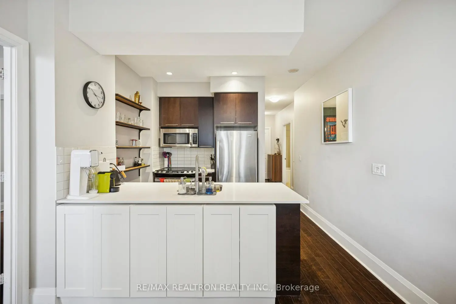 Additional image 6 of 100 Harrison Garden Boulevard 323