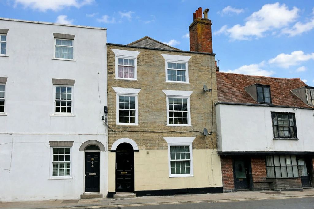 2 bed flat for saleEast Street, Faversham ME13