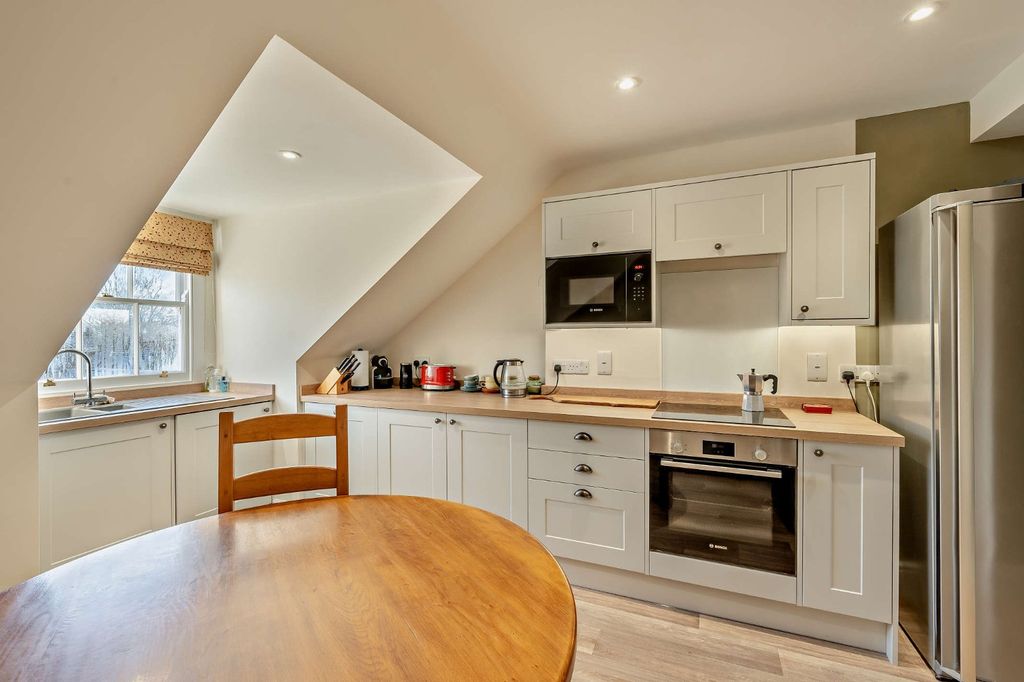 Additional image 5 of 1 bed flat for saleHigh Street, Fairford, Gloucestershire GL7