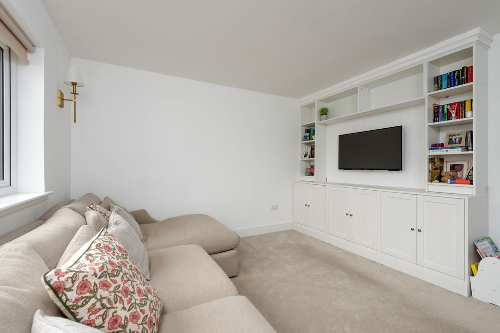 Additional image 8 of 3 bed terraced house for sale6 Greencraig Avenue, Gullane, East Lothian EH31
