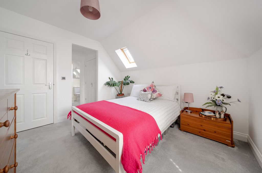 Additional image 11 of 2 bed flat for saleChalford Grange, Fareham, Hampshire PO15