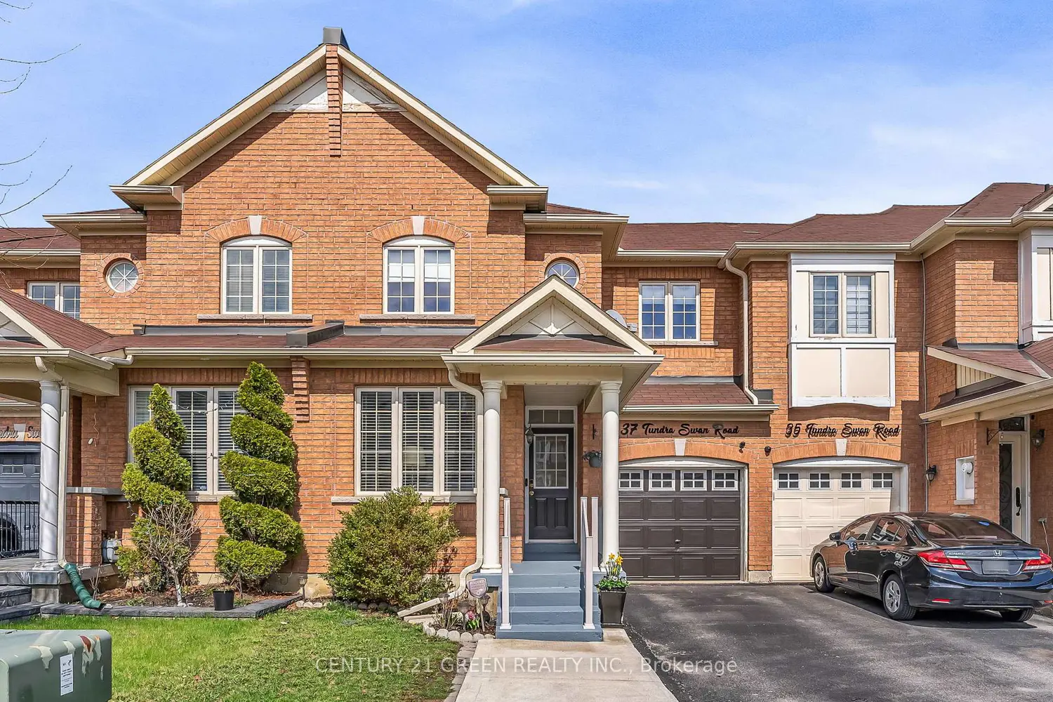 37 Tundra Swan Road