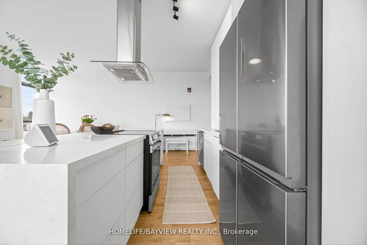 10376 Yonge Street 405 photo 5