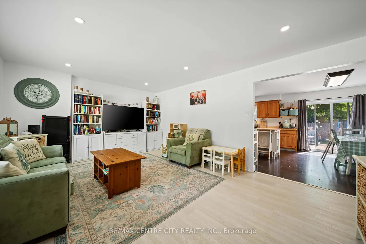135 Caverly Road photo 4