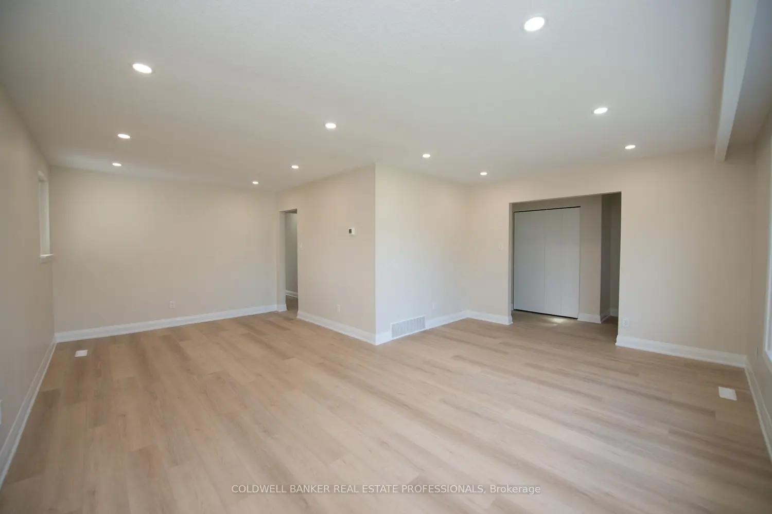 133 Clover Ridge Drive photo 2