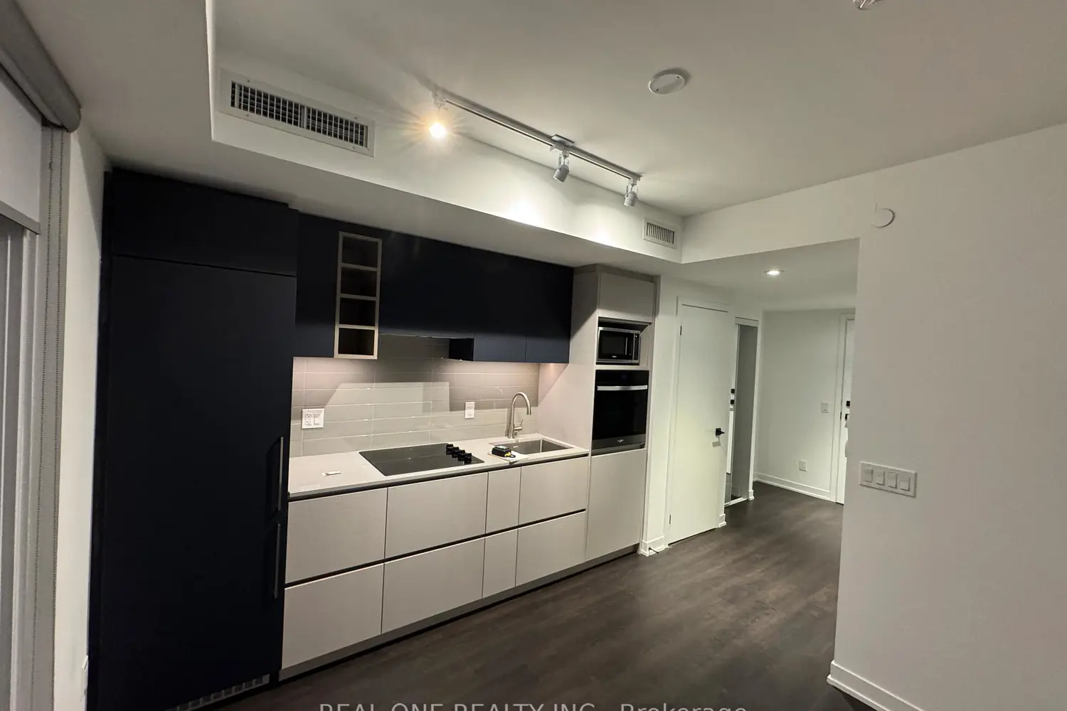 Additional image 3 of 319 Jarvis Street 3012