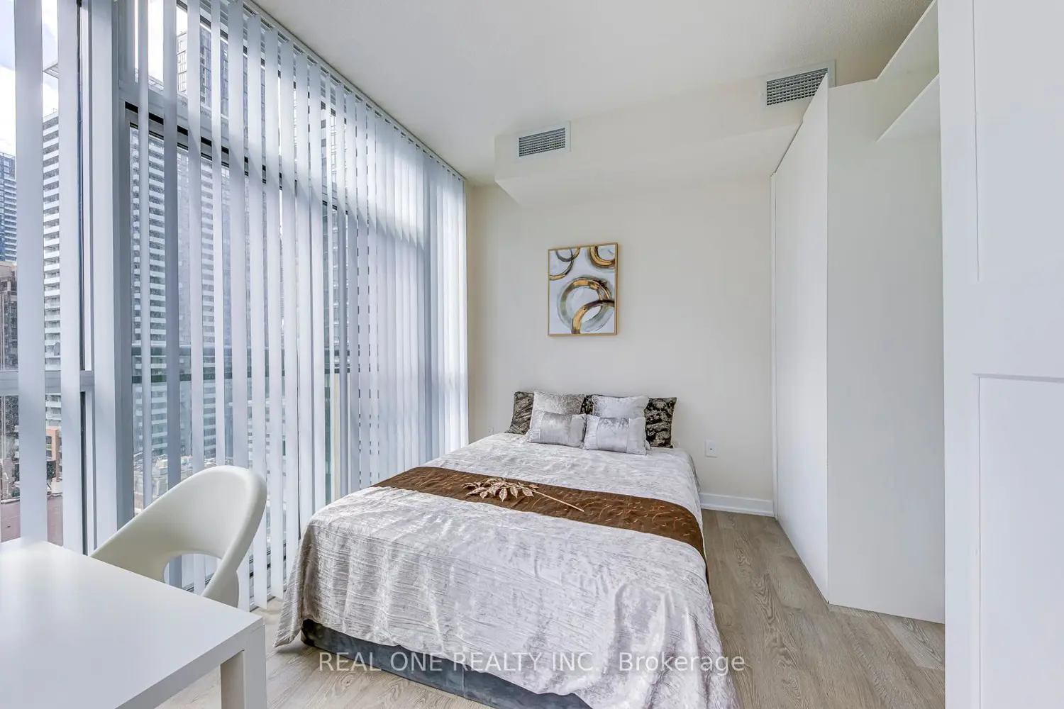Additional image 11 of 99 John Street 1001