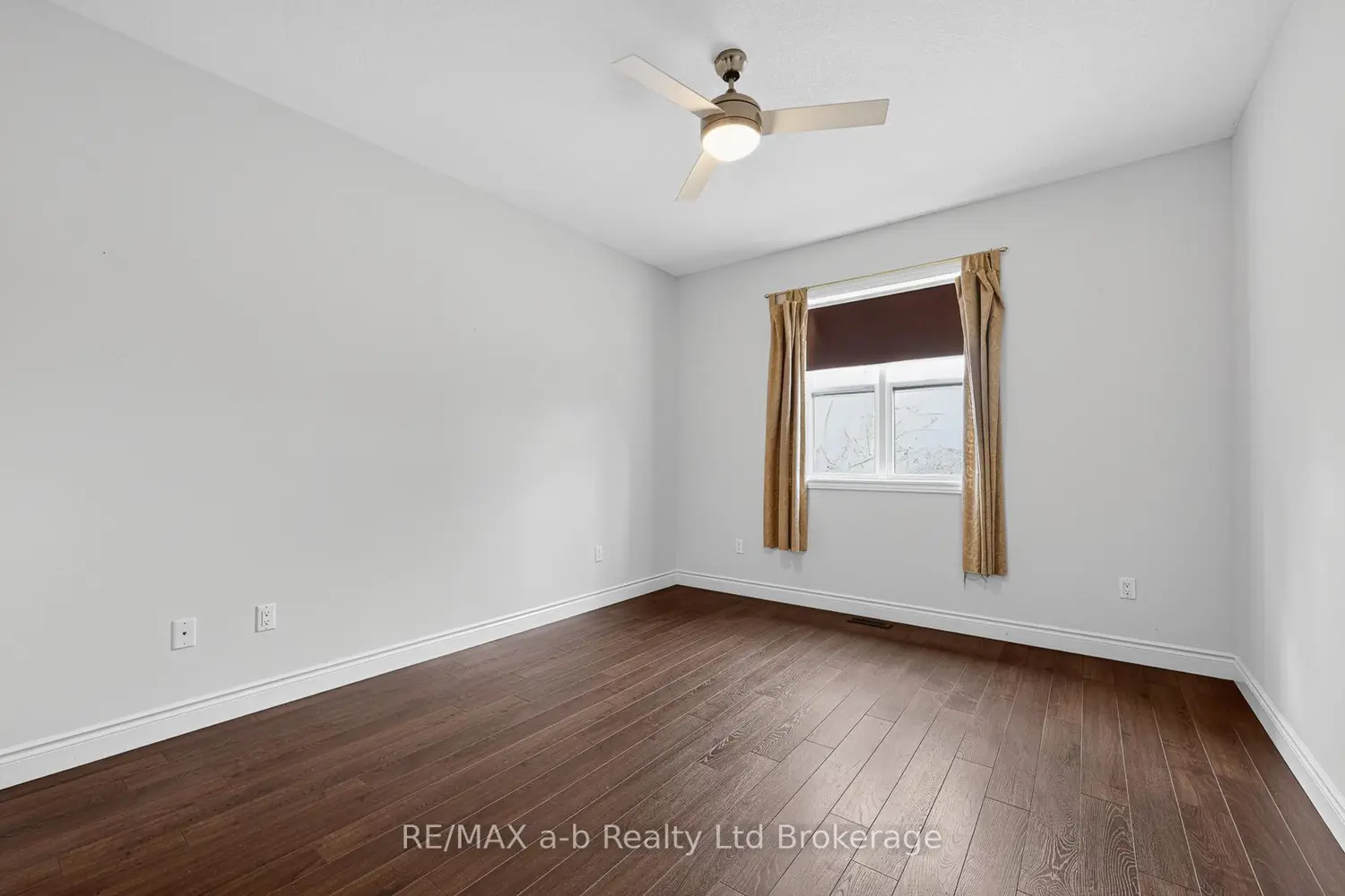 Additional image 9 of 111 King Street East, Unit 14 Street