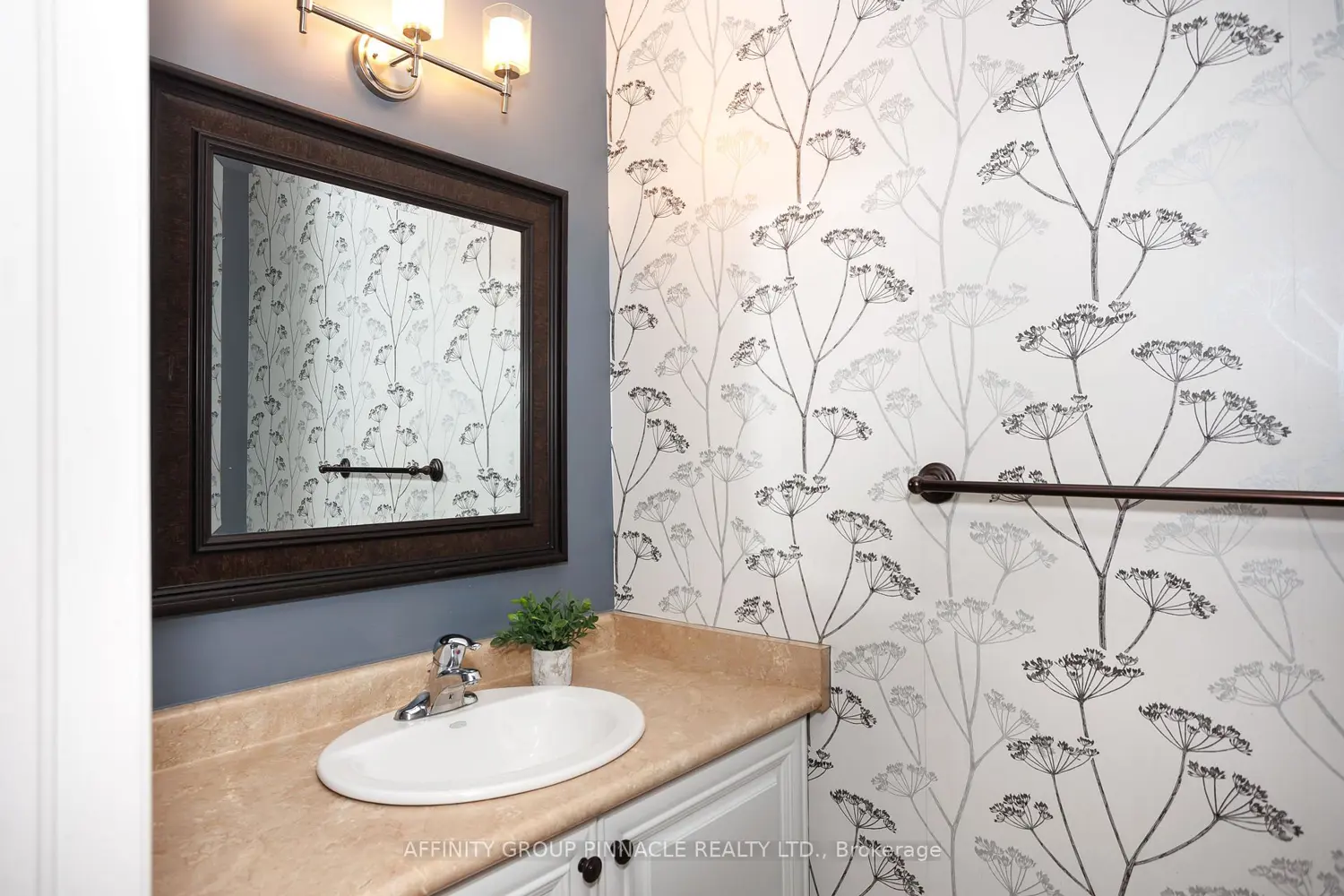 Additional image 8 of 31 Ellis Crescent