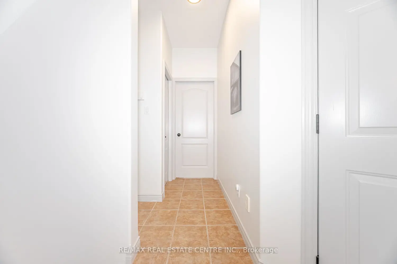 39 Stoneham Street photo 5