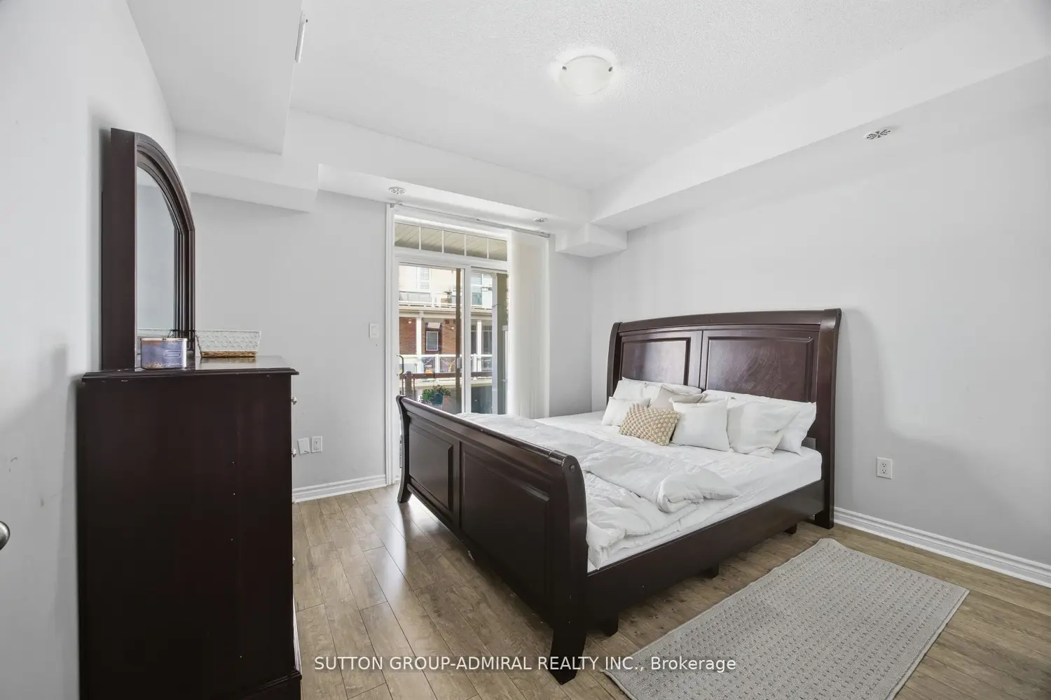 Additional image 17 of 180 Howden Boulevard 56