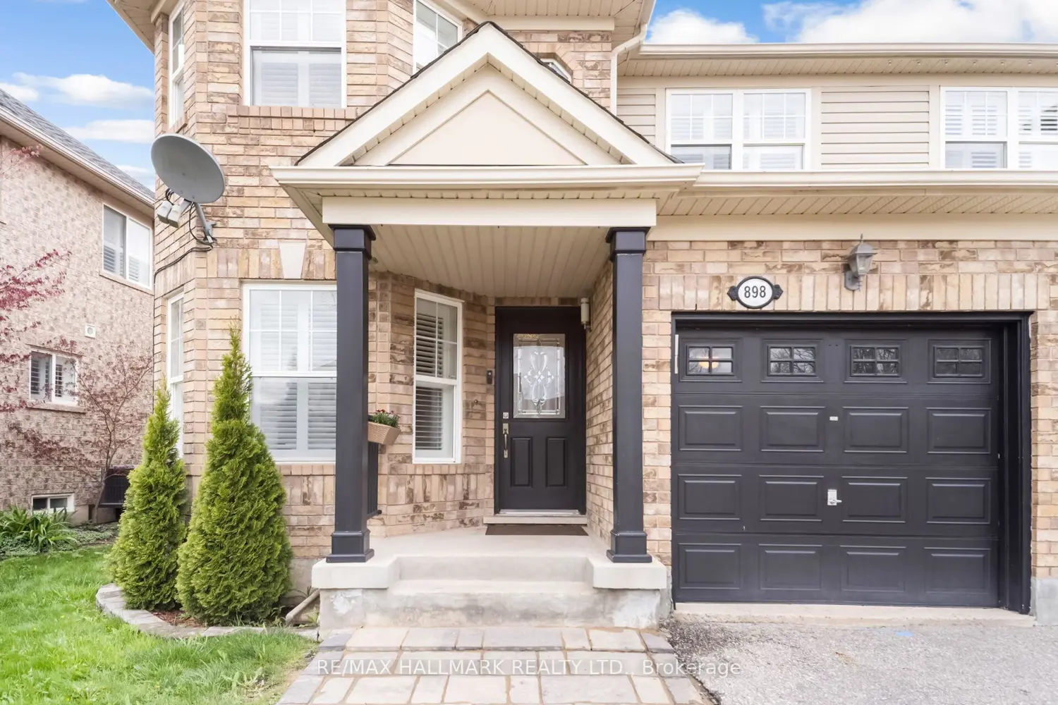 898 Mcnair Circle