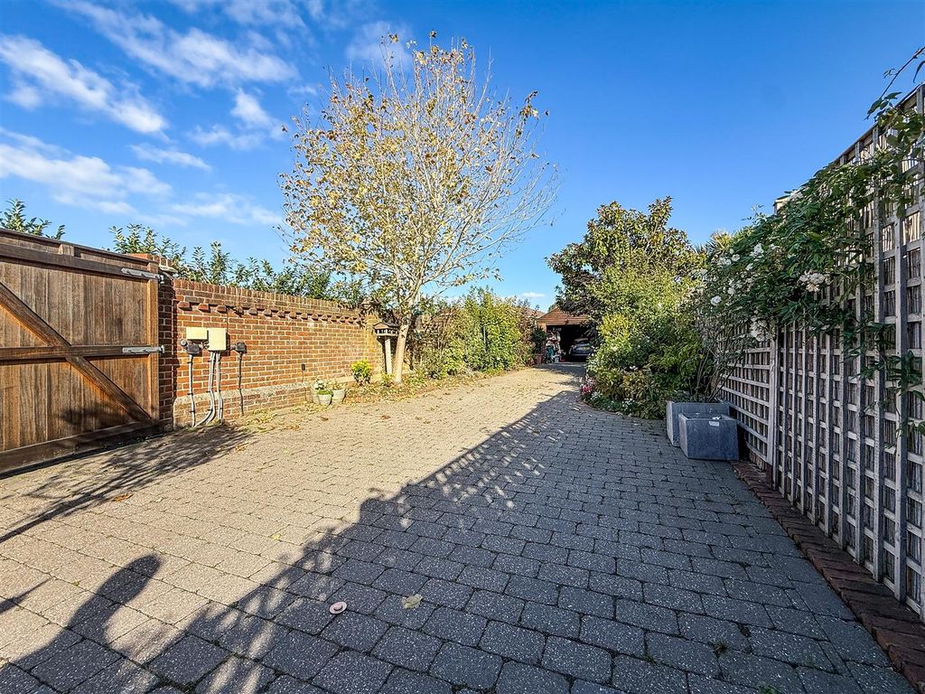 Additional image 24 of 3 bed end terrace house for saleCastle Street, Portchester PO16