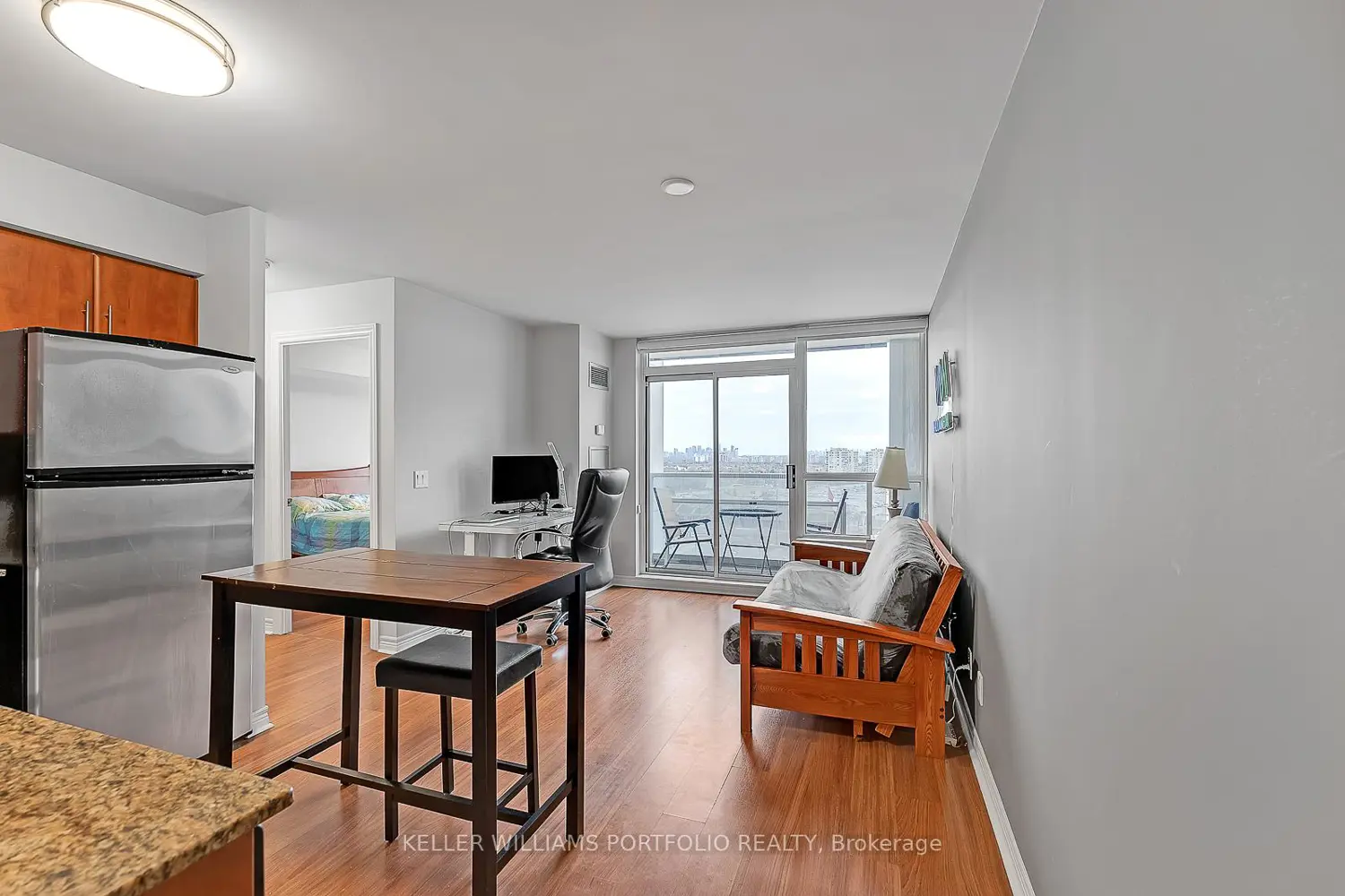 15 North Park Road 1417 photo 5