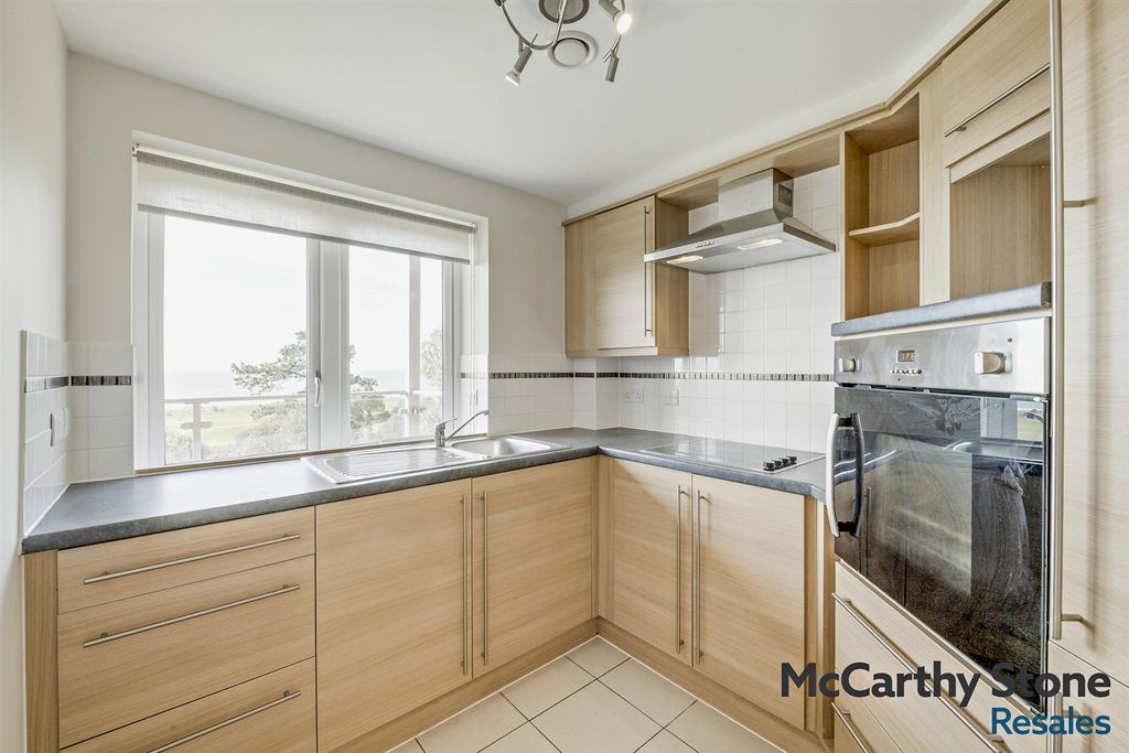 Additional image 7 of 2 bed flat for saleRoswell Court, Douglas Avenue, Exmouth EX8