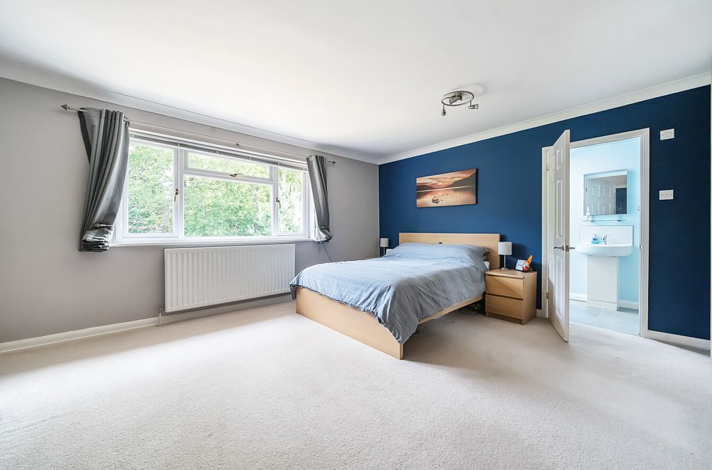 Additional image 24 of 6 bed detached house for saleGables Road, Church Crookham, Fleet, Hampshire GU52