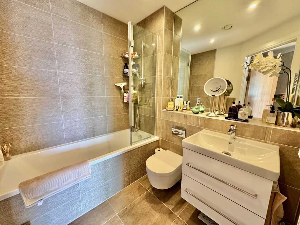 Additional image 8 of 2 bed flat for salePierhead, Exmouth EX8
