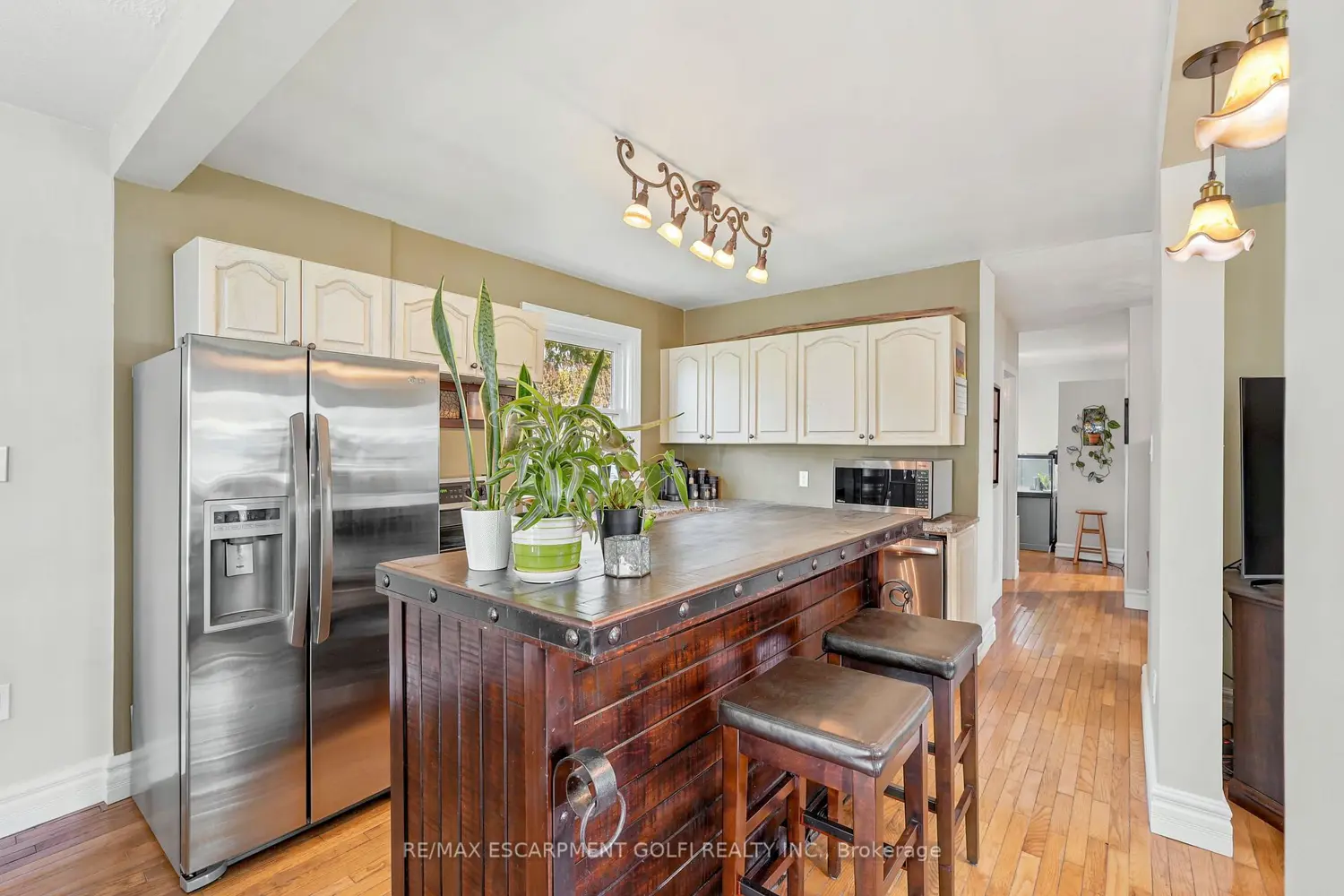 937 Park Avenue photo 4