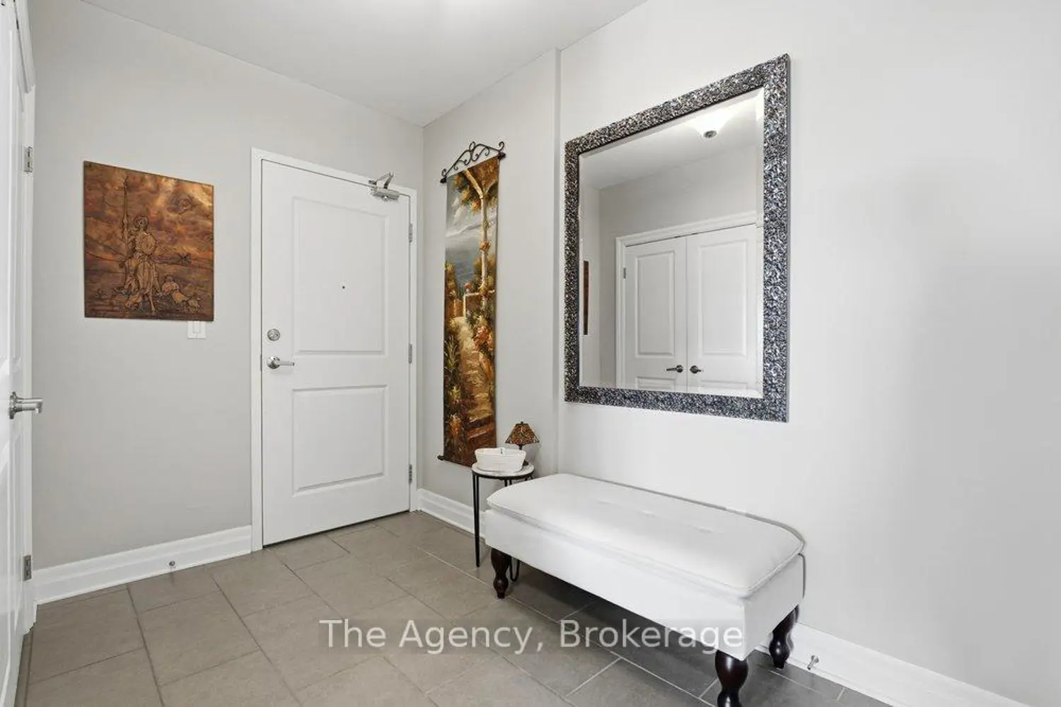 160 Macdonell Street 901 photo 5