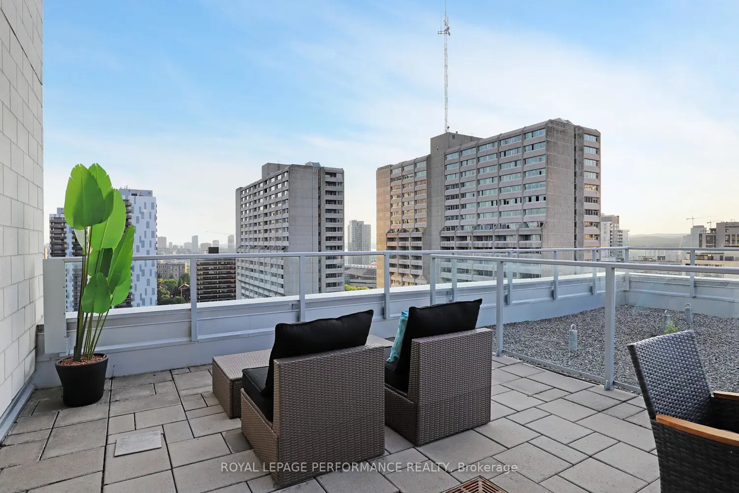 Additional image 18 of 255 Bay Street 1603