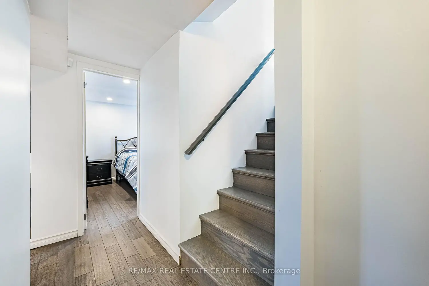 Additional image 10 of 40 Ellis Crescent