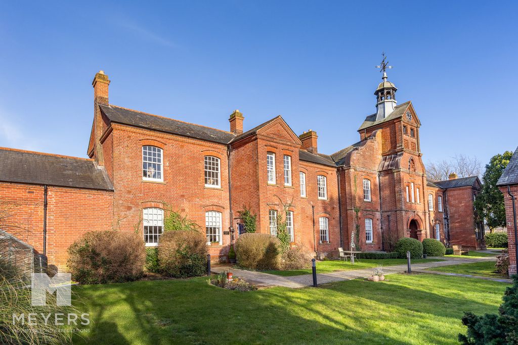 1 bed flat for saleBartons Road, Fordingbridge SP6