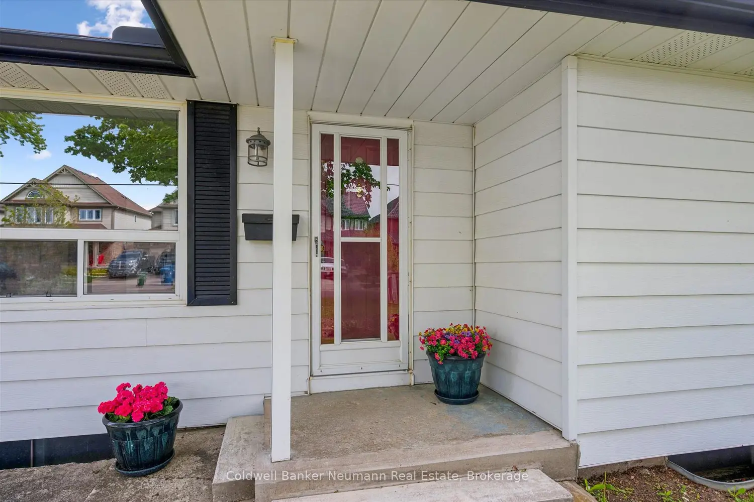 103 Cityview Drive photo 4