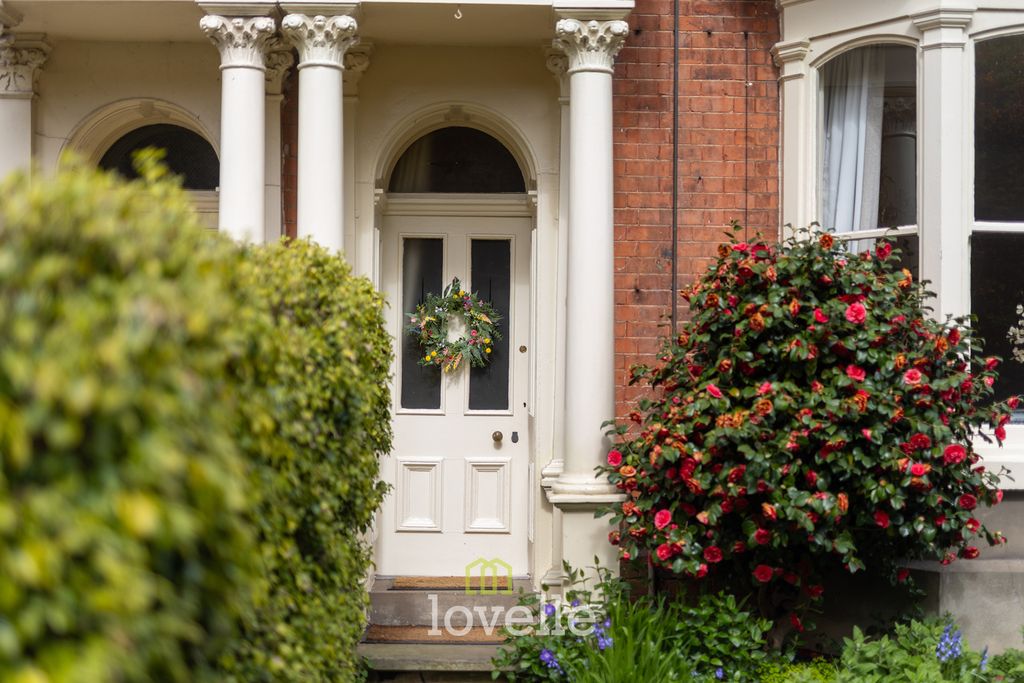 Additional image 54 of 5 bed end terrace house for saleAbbey Road, Grimsby DN32