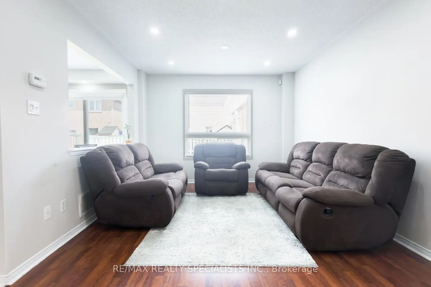 27 Hiberton Crescent photo 5