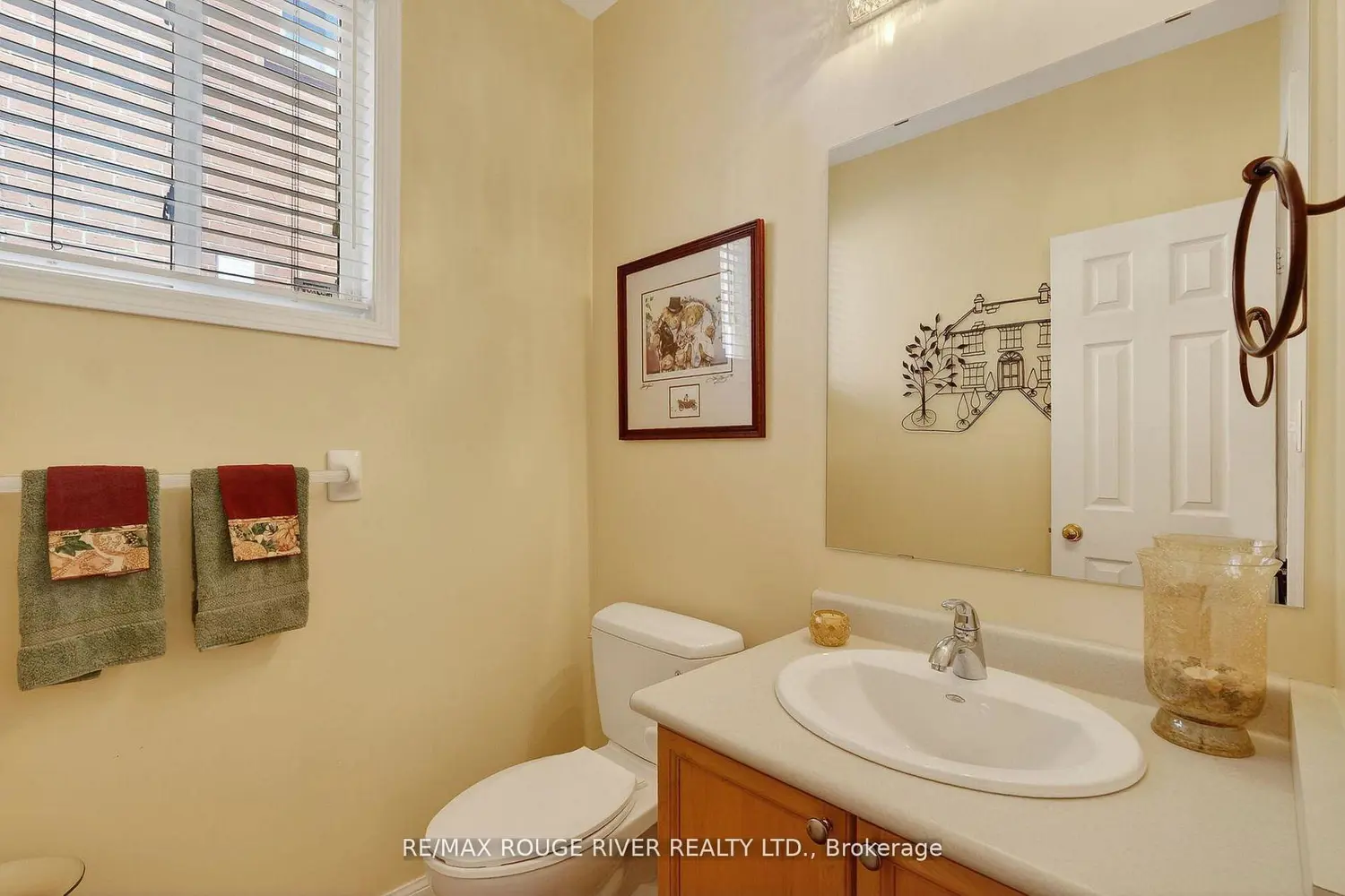 Additional image 7 of 461 Summerpark Crescent