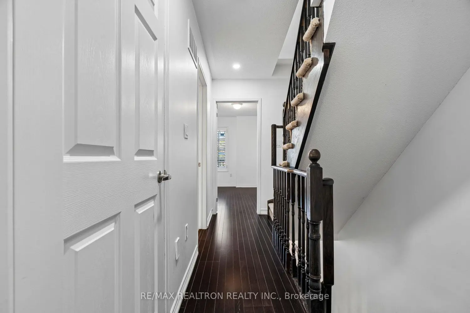 Additional image 12 of 97 The Queensway 35