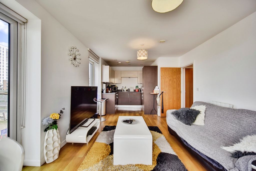 Additional image 6 of 2 bed flat for saleOcean Drive, Gillingham ME7